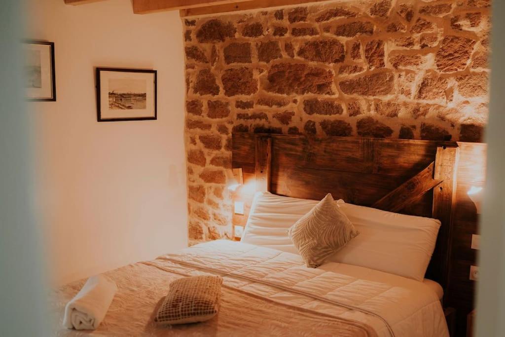 Gite Naturia - Chaumiere De Berringue Plouhinec  Exterior photo